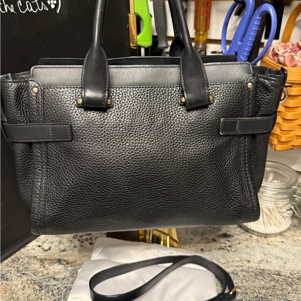 Coach Swagger 27 Black Leather Women's Bag - Picture 4 of 12
